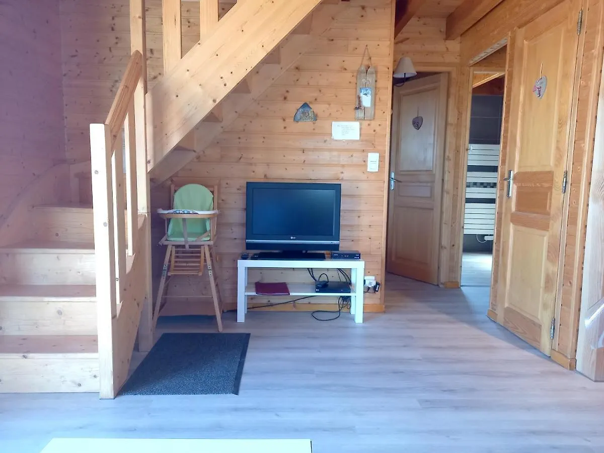 Chalet Charmant A Saint-Genes-Champespe Avec Parking Prive