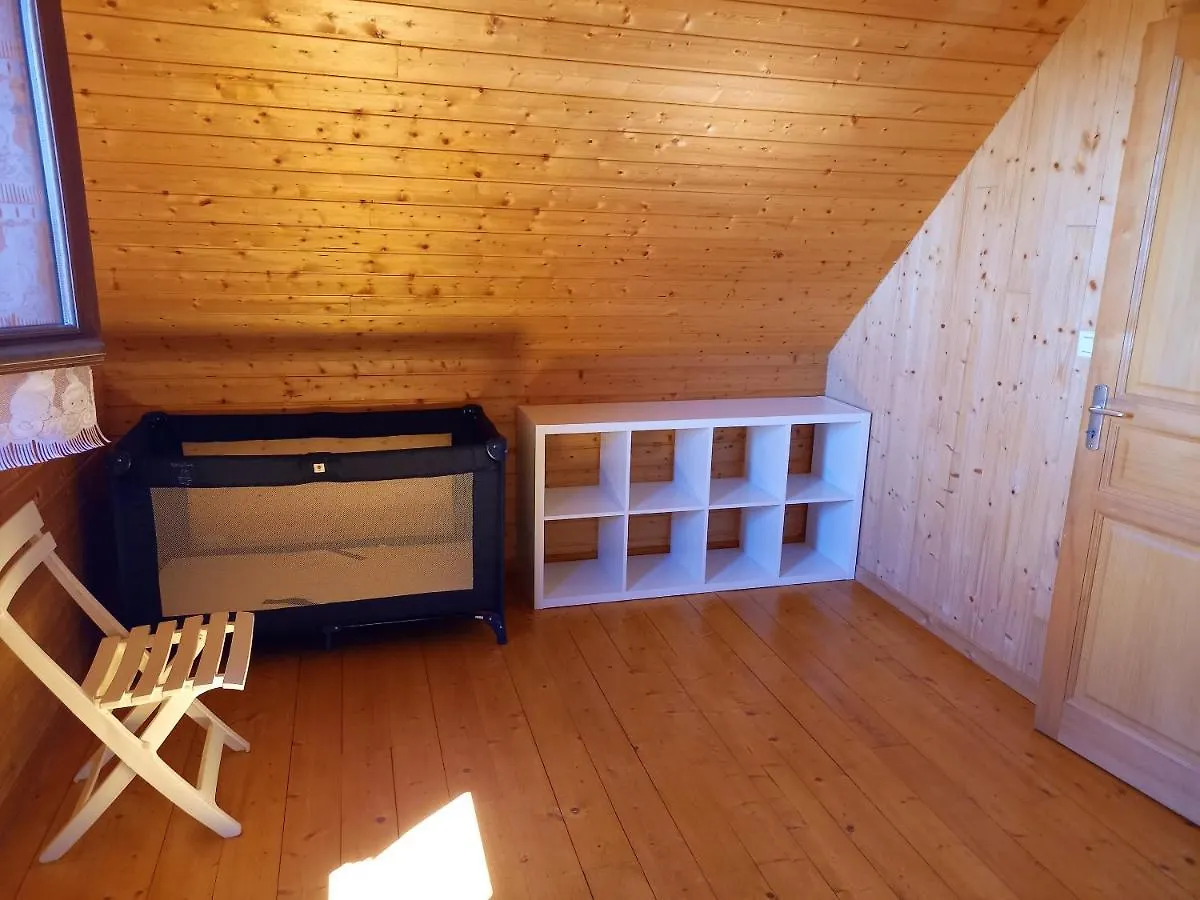 Chalet Charmant A Saint-Genes-Champespe Avec Parking Prive 0*,  France